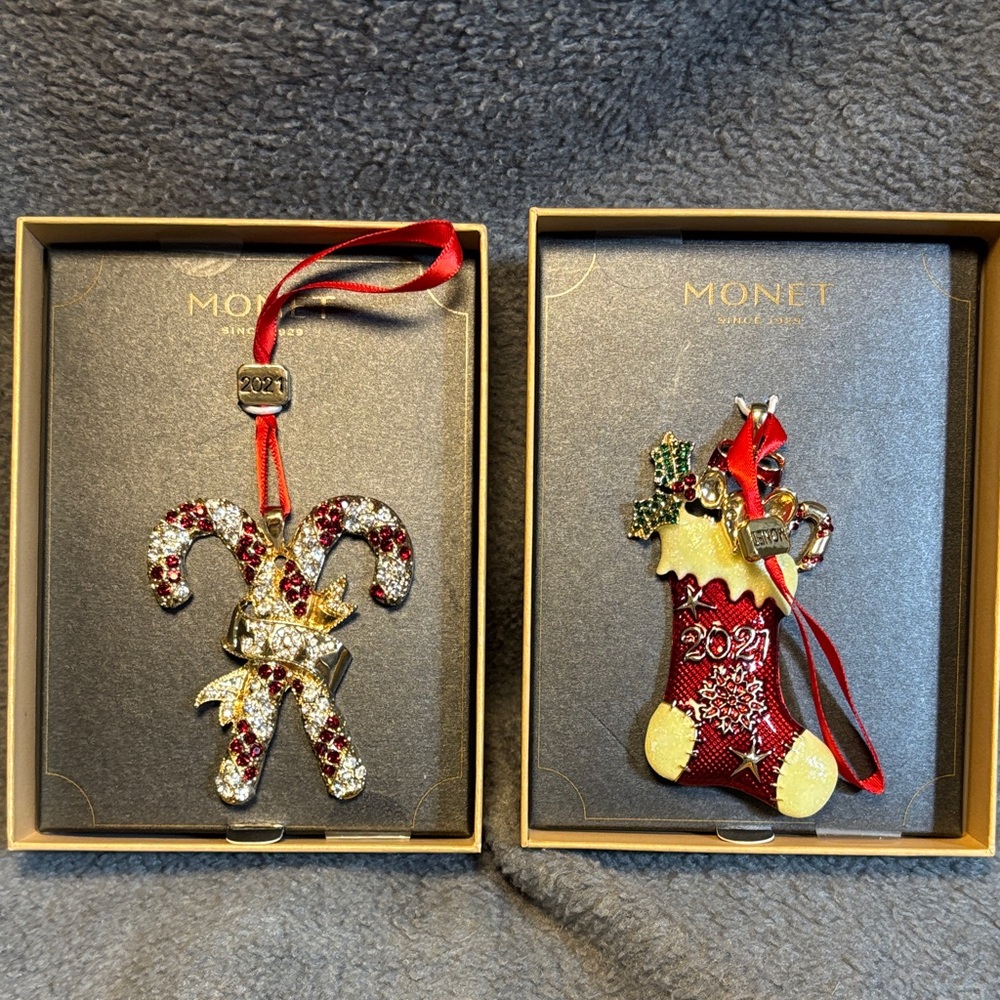 Monet Festive Ornament Duo - Red and Gold